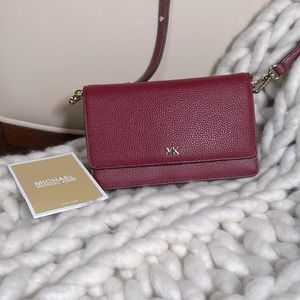 Michael Michael Kors jet set red leather smartphone connectible crossbody bag